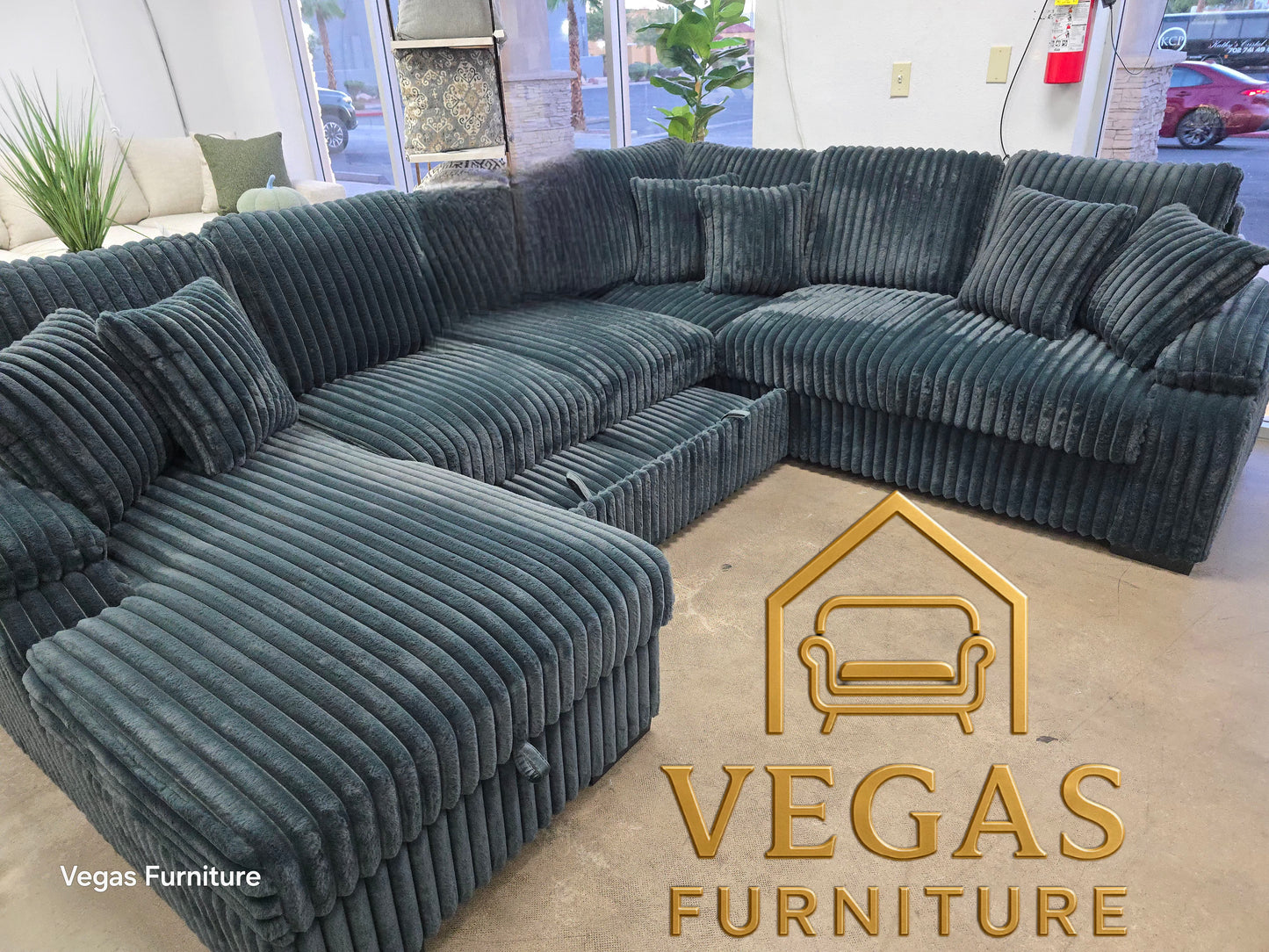 U-Shaped Pull Out Sectional Sofa w/ Storage Chaise