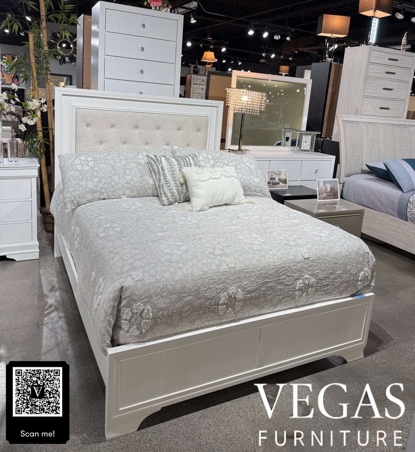 LYSSA 4PC BEDROOM- OAT/FROST
