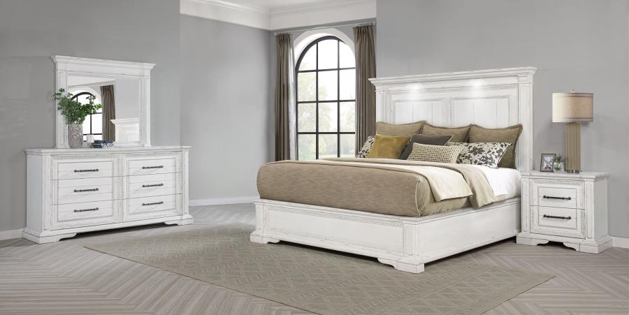 McKinney 4-piece Bedroom Set Vintage White