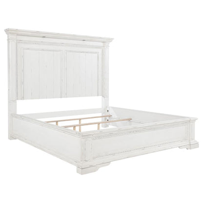 McKinney 4-piece Bedroom Set Vintage White