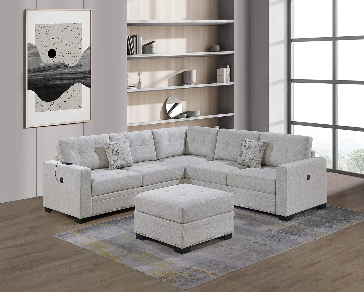 Sectional W/ Ottoman /USB