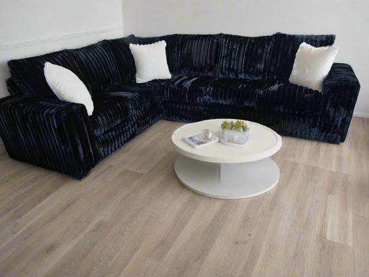 SECTIONAL BLACK.