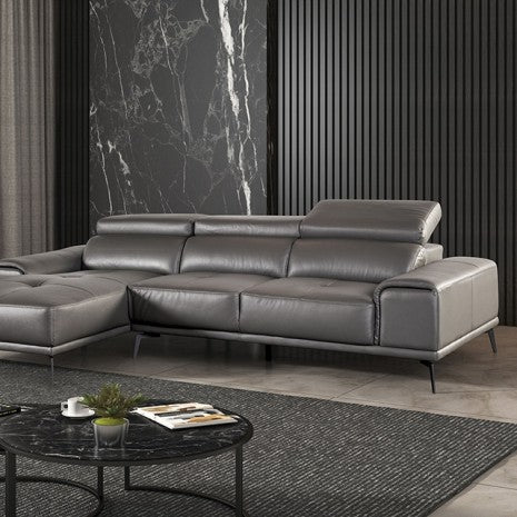 Vadso
Sectional, Left and Right Chaise