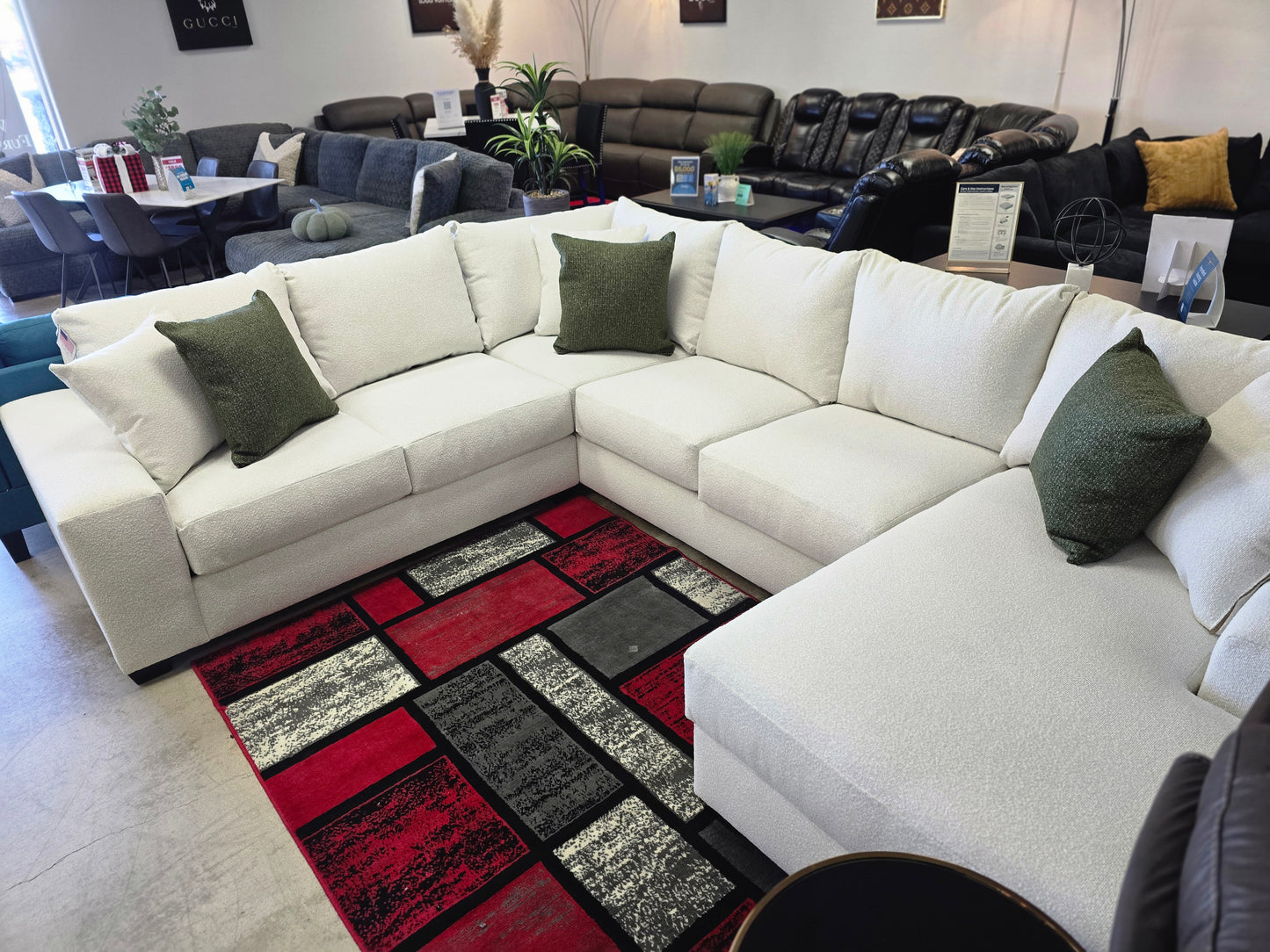 U-shaped Sectional